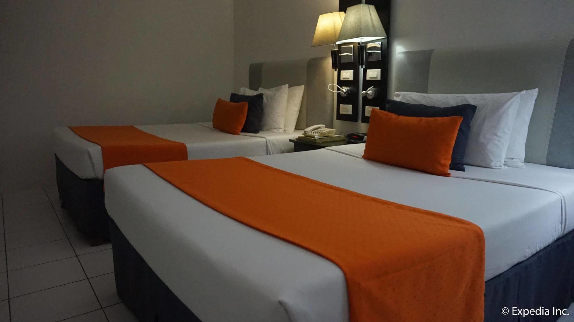 Hostel 1632 Manila Kültér fotó